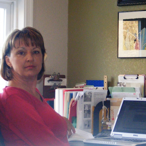 Martha Burns Photo 17