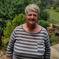 Susan Mostert Photo 4