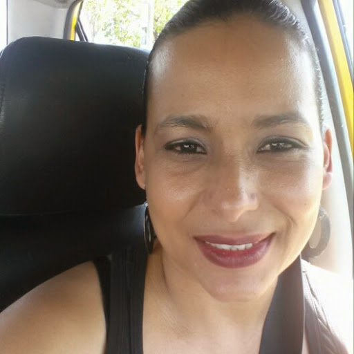 Alba Perez Photo 14