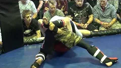 Aaron Claxton Photo 21