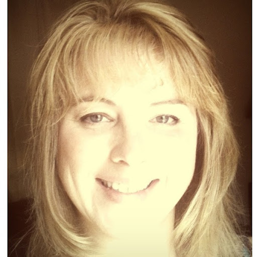 Annie Newton Photo 14
