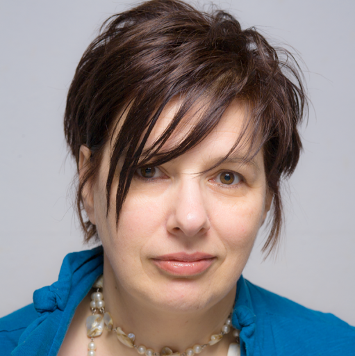 Sandra Herold Photo 9