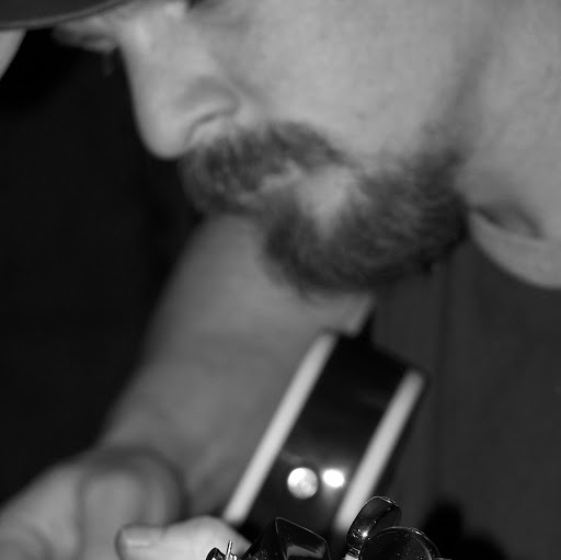 Jeremy Cain Photo 12