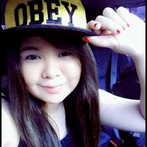 Ann Gomez Photo 16