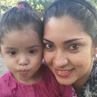 Esther Quintanilla Photo 6