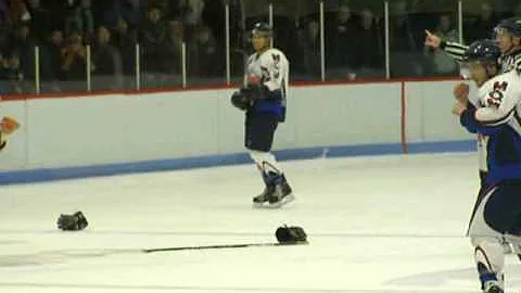 Cory Simonson Photo 13