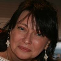 Carolyn Cable Photo 5