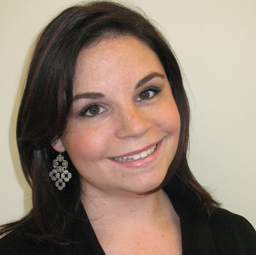 Elizabeth Shoemaker Photo 9