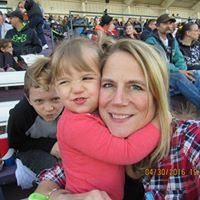 Tricia Warren Photo 8