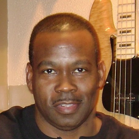 Kevin Thomas Photo 19