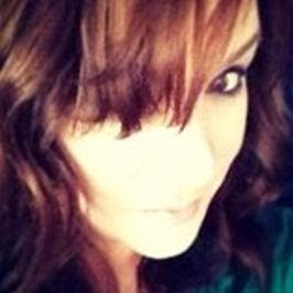 Julia True Photo 5