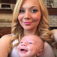 Sarah Daugherty Photo 6