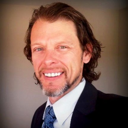 Clint Sanders Photo 9