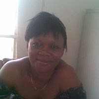 Elizabeth Bello Photo 2
