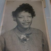 Edna Wells Photo 2