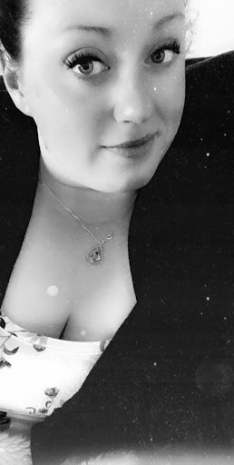 Lillian Fuller Photo 9