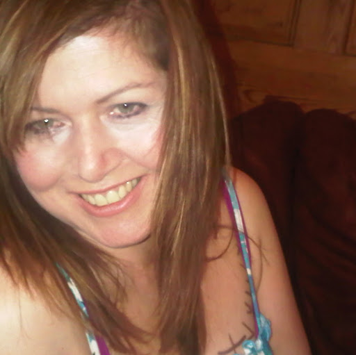 Tracey Holley Photo 9
