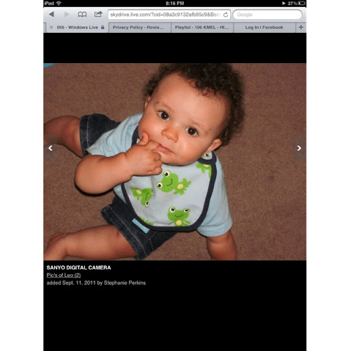 Avery Collins Photo 15