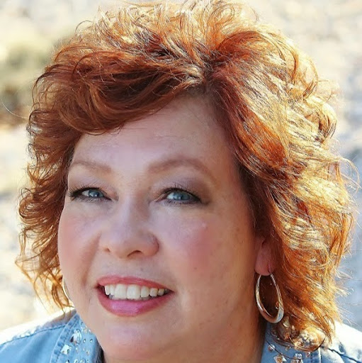 Jackie Garvin Photo 9