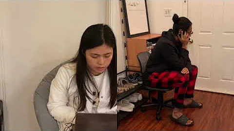Elizabeth Phan Photo 23