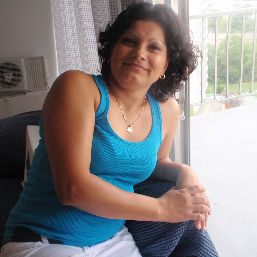 Paz Rodriguez Photo 14
