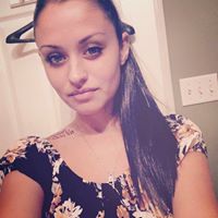 Anna Welker Photo 6