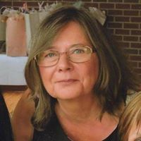 Connie Mazur Photo 3