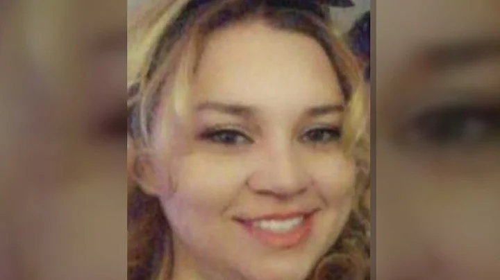Erika Chavez Photo 37