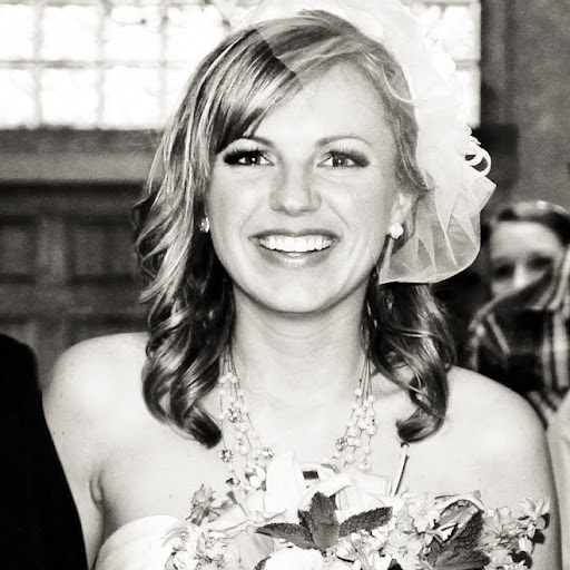 Stephanie Harbison Photo 7