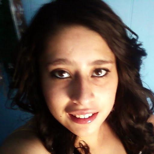 Yesenia Valadez Photo 11
