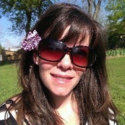 Andrea Parsons Photo 12