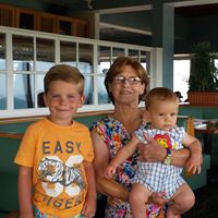 Lois Carter Photo 6