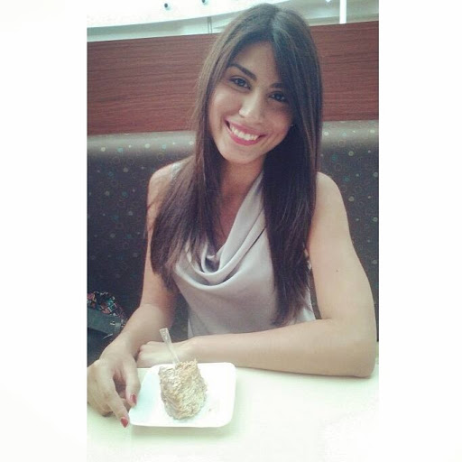 Giselle Robles Photo 12