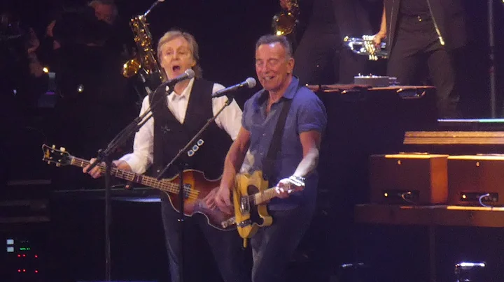 Bruce Mccartney Photo 16