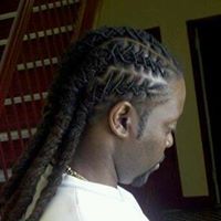 Derrick Strong Photo 5