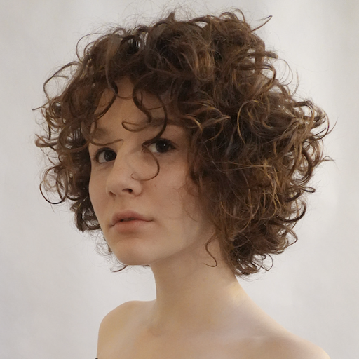 Kate Reed Photo 16