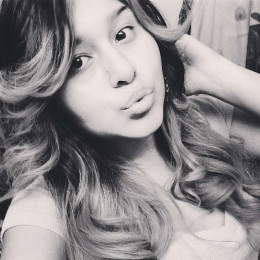 Consuelo Martinez Photo 14