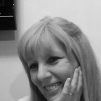 Sheila Logan Photo 7