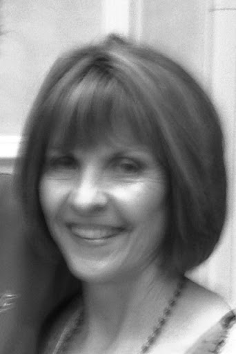Carolyn Harrison Photo 16