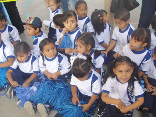 Elvia Salas Photo 5