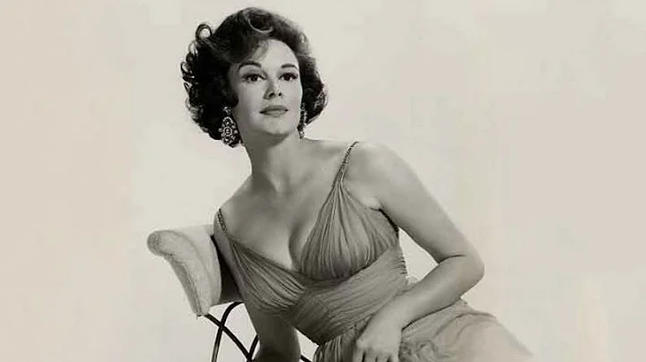 Patricia Medina Photo 34