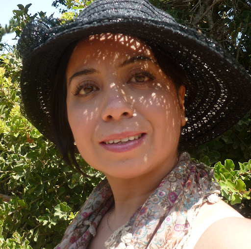 Carmen Moraga Photo 9