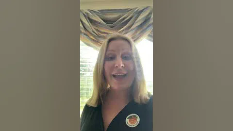 Nicole Hubbard Photo 37