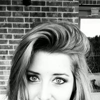 Laura Blank Photo 2