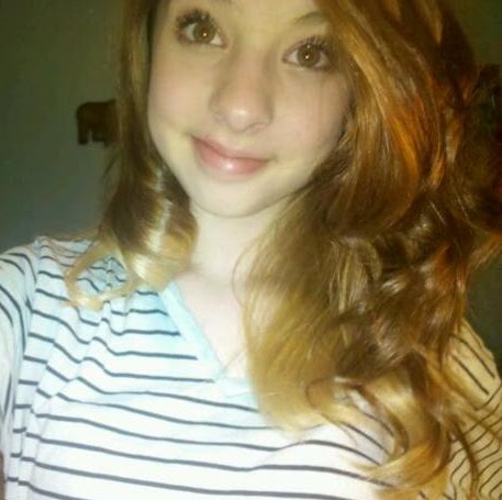 Leah Riley Photo 10