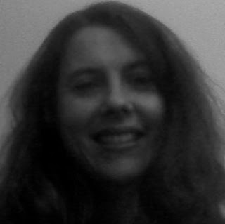 Joanna Hardy Photo 10