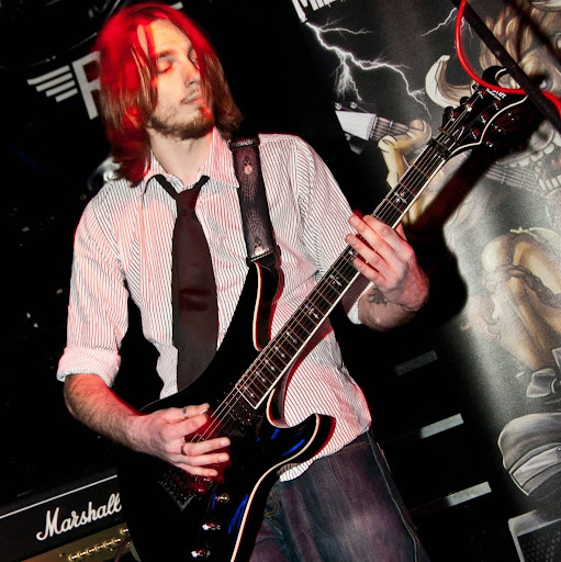 Alex Burton Photo 14