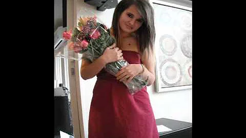 Ashley Mullins Photo 28