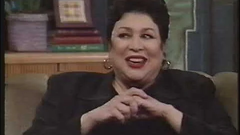 Liz Torres Photo 37