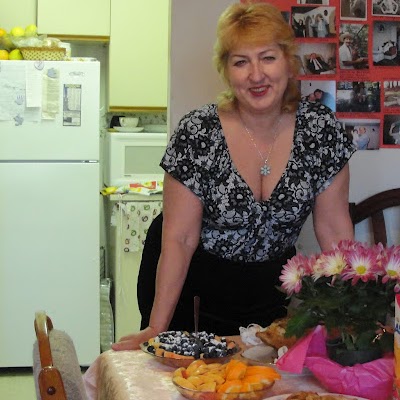Barbara Brandt Photo 17